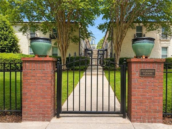 48 Peachtree Avenue NE, Unit 221, Atlanta, GA 30305