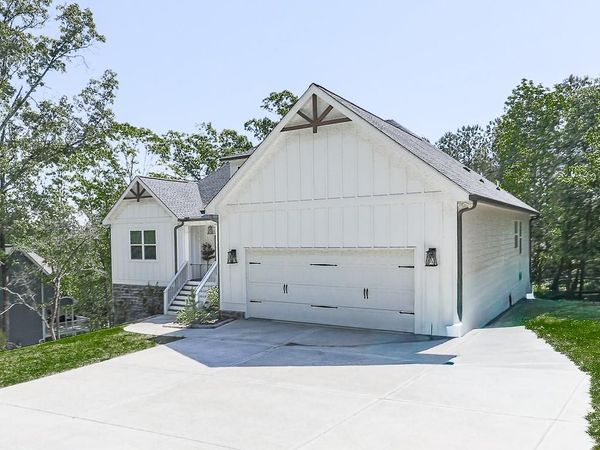 17 Wendover Drive , Cartersville, GA 30120