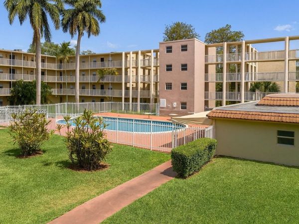 2800 NW 56th Ave , Unit E403, Lauderhill, FL 33313