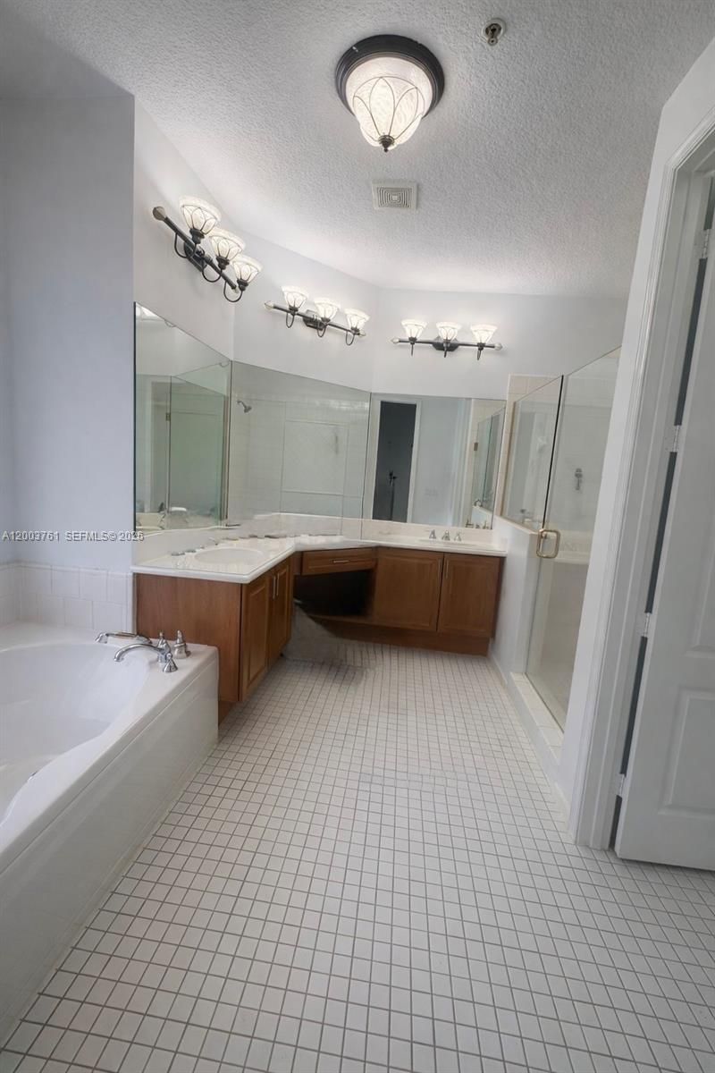 556 NW 39th Cir, Boca Raton, FL 33431 Photo