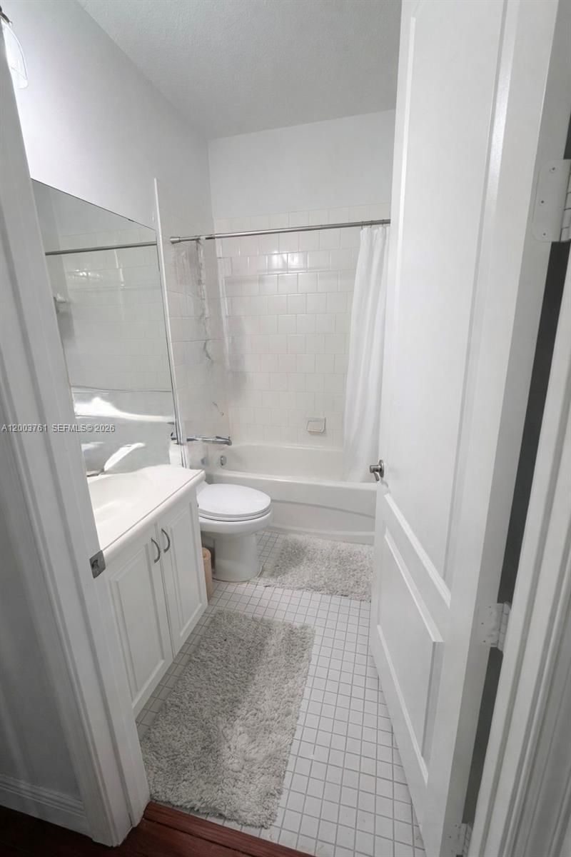 556 NW 39th Cir, Boca Raton, FL 33431 Photo