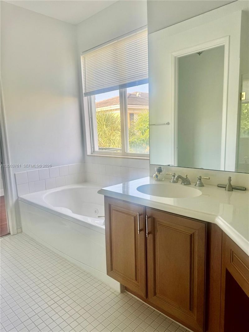 556 NW 39th Cir, Boca Raton, FL 33431 Photo