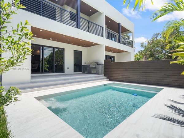 1321 NE 13th Ave , Fort Lauderdale, FL 33304