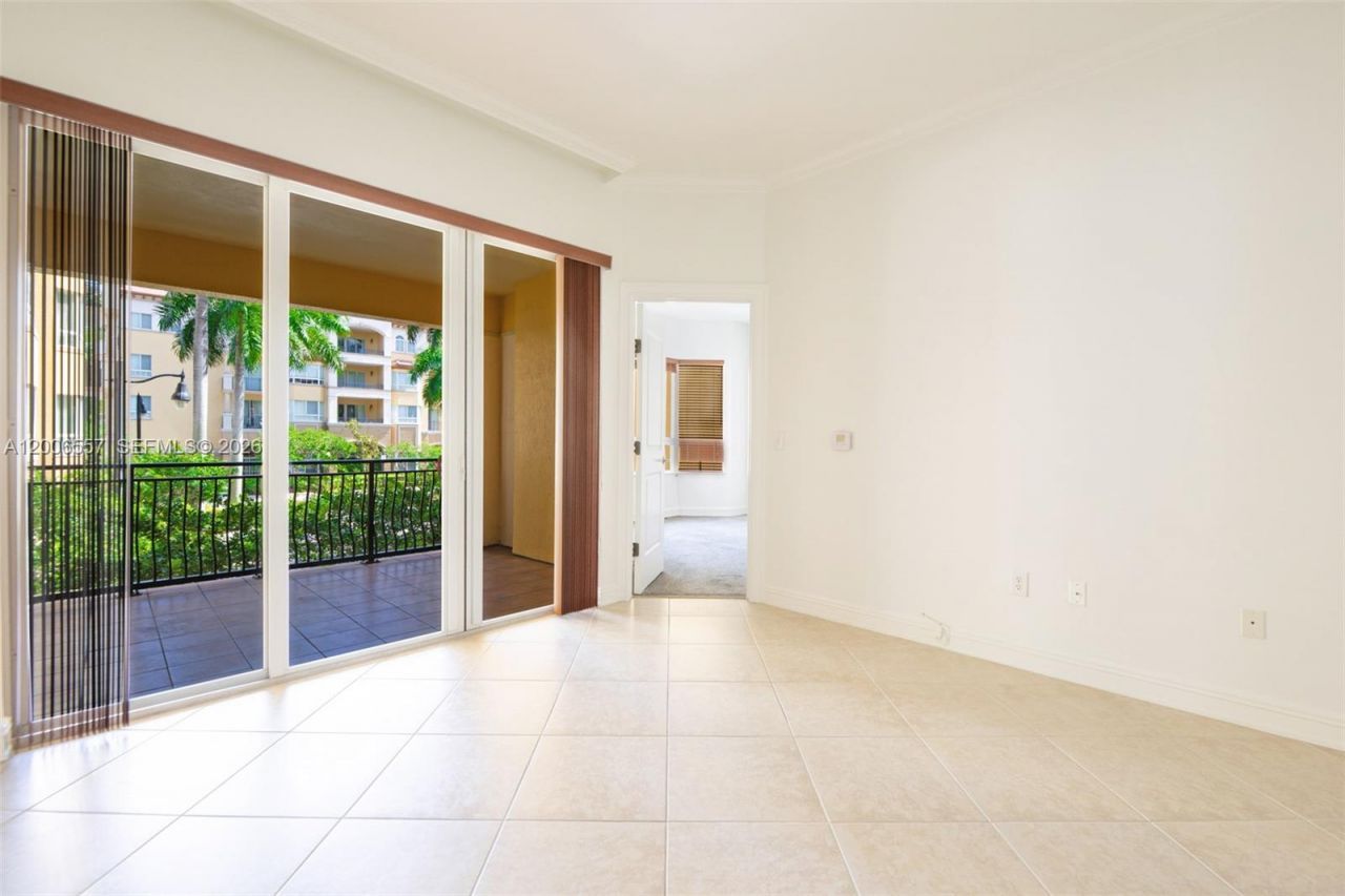 16101 Emerald Estates Dr, Unit 250, Weston, FL 33331 Photo