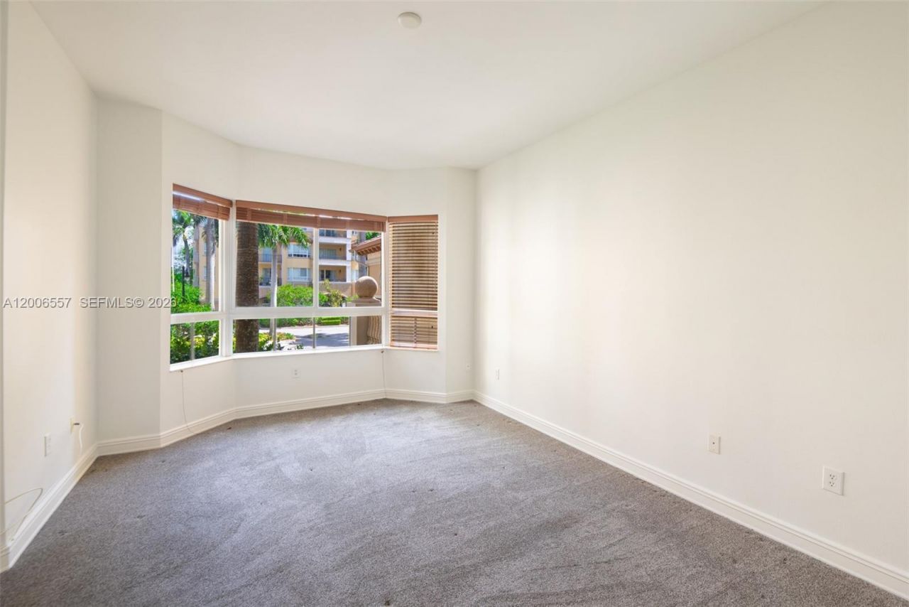 16101 Emerald Estates Dr, Unit 250, Weston, FL 33331 Photo
