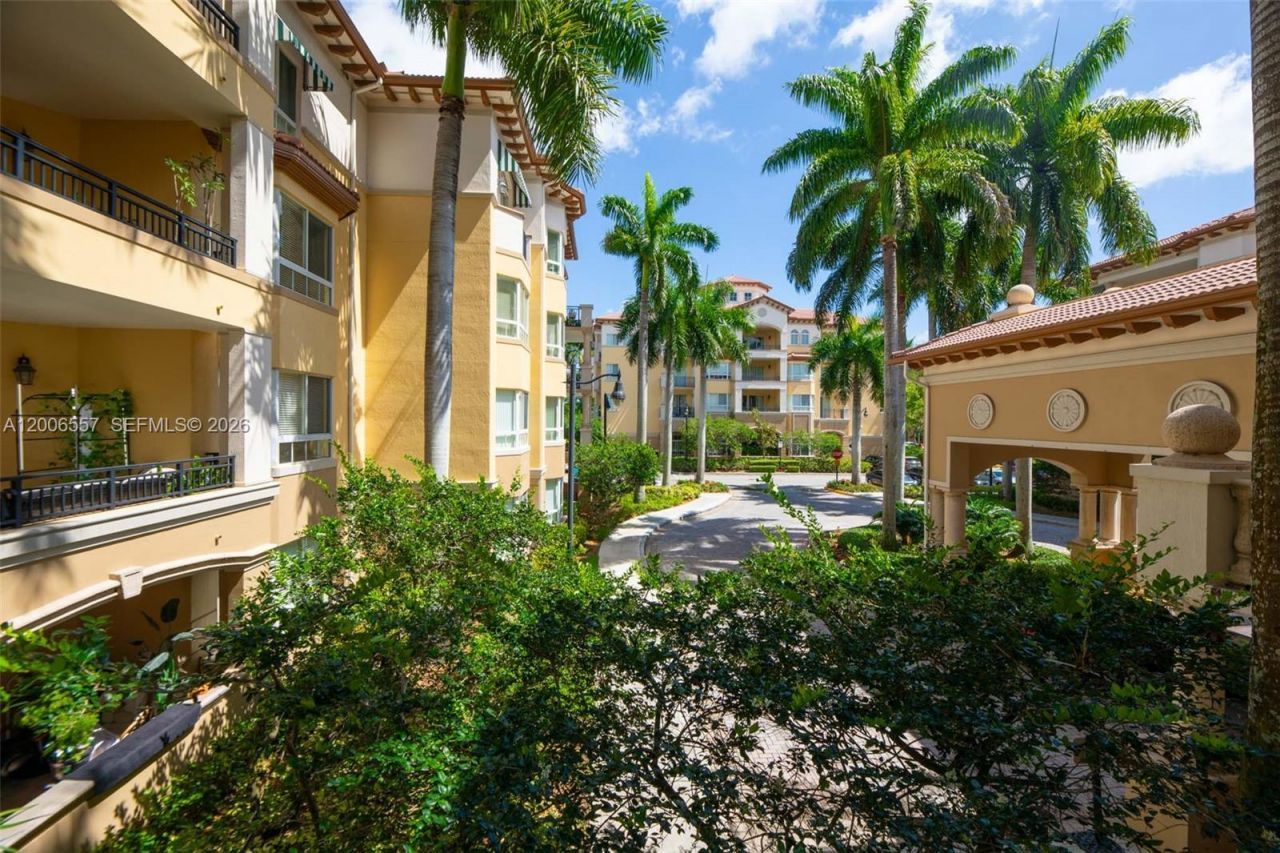 16101 Emerald Estates Dr, Unit 250, Weston, FL 33331 Photo