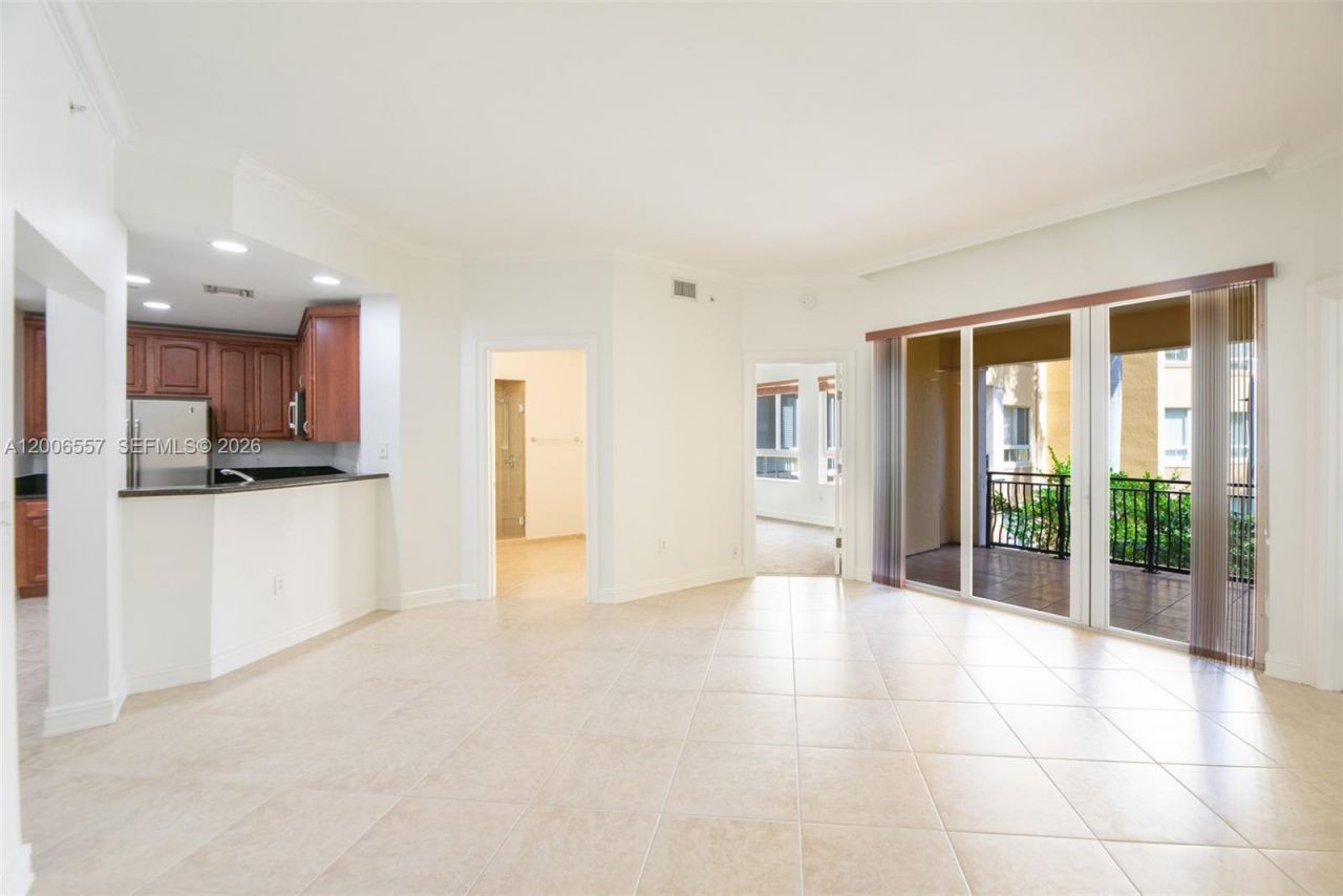 16101 Emerald Estates Dr, Unit 250, Weston, FL 33331 Photo