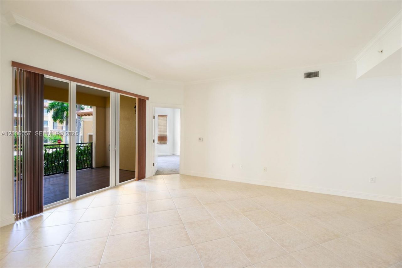 16101 Emerald Estates Dr, Unit 250, Weston, FL 33331 Photo
