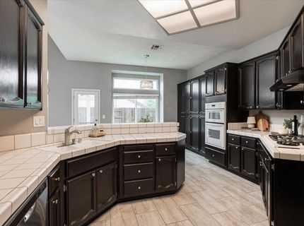 114 Kerwin Way, Folsom, CA 95630 Photo