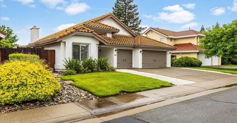 114 Kerwin Way, Folsom, CA 95630 Photo