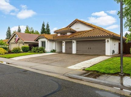 114 Kerwin Way, Folsom, CA 95630 Photo