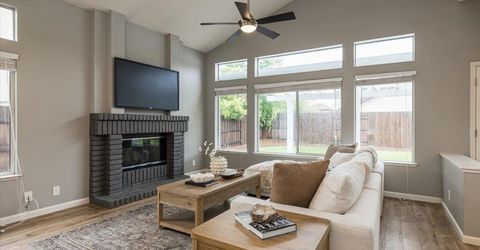 114 Kerwin Way, Folsom, CA 95630 Photo