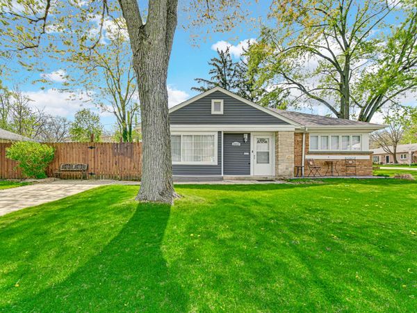 343 Osage Street , Park Forest, IL 60466