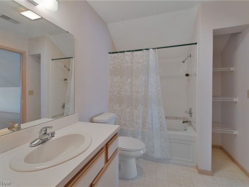 695 E Western Reserve Road, Unit 602, Poland, OH 44514 Photo 19