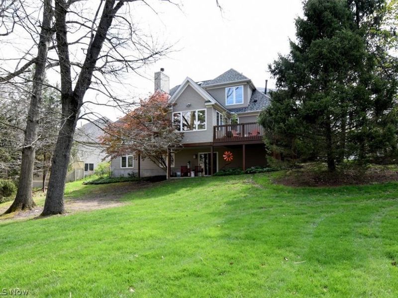 766 Carriage Trail , Northfield, OH 44067 Photo 2