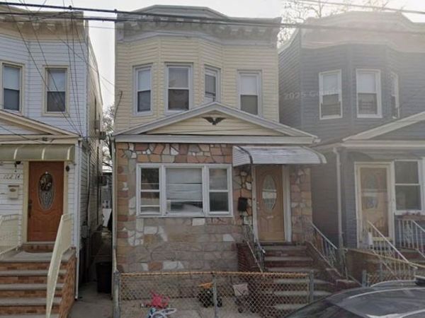 102-12 85th Road , Richmond Hill, NY 11418