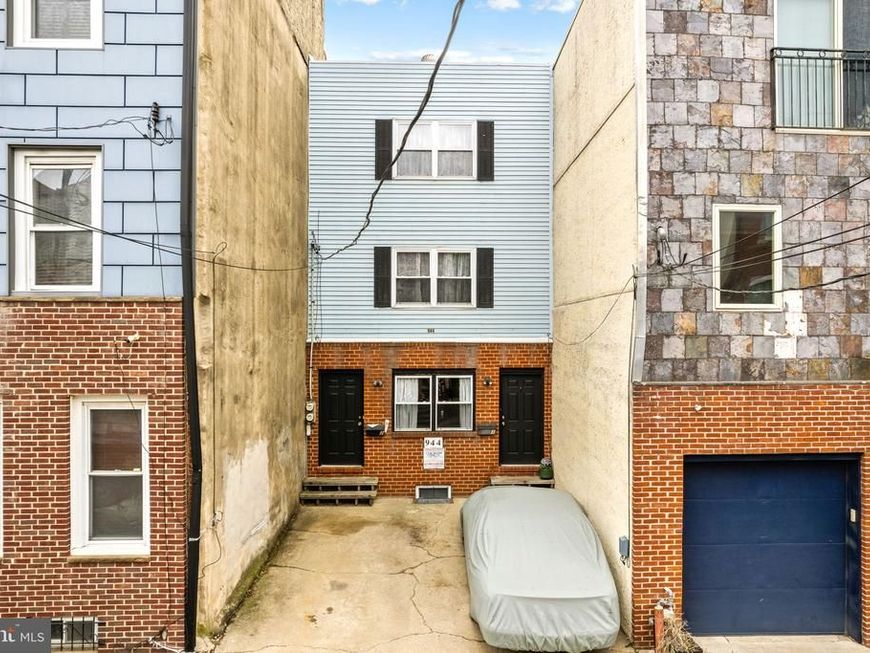 944 New Market Street, Philadelphia, PA 19123 Main Photo