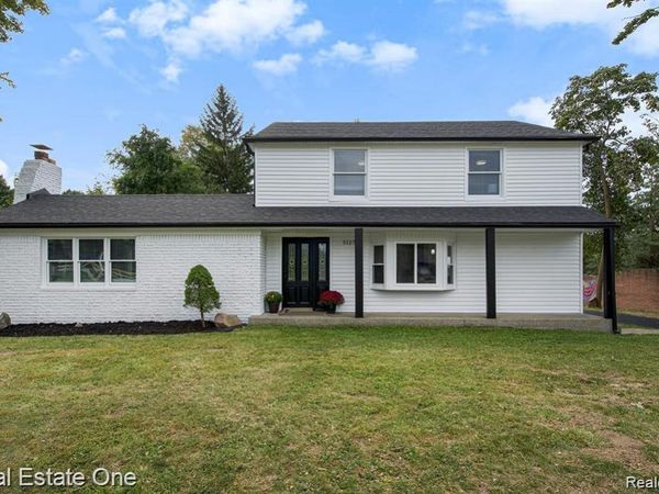 51275 7 Mile Road , Northville Twp, MI 48167