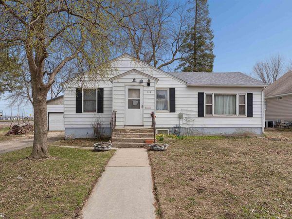 912 N 12th Street, Clear Lake, IA 50428