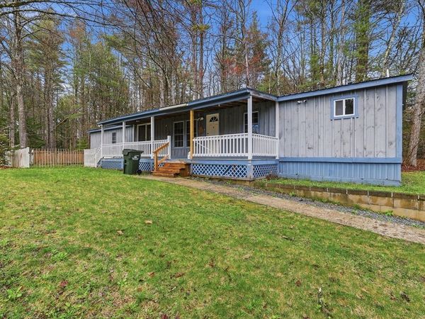 987 Patriots Road, Templeton, MA 01468