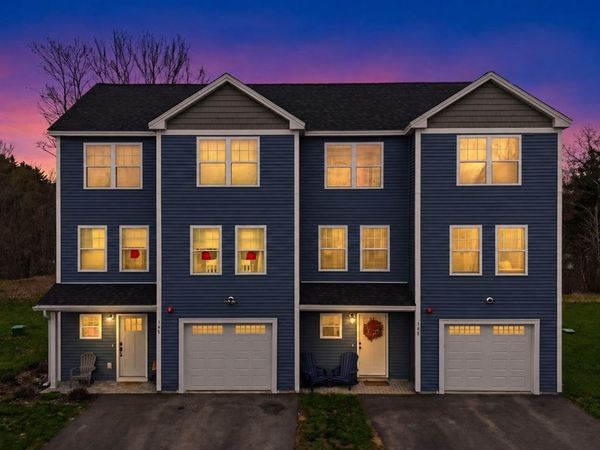 19 Biggs Avenue, Unit A, Epping, NH 03042