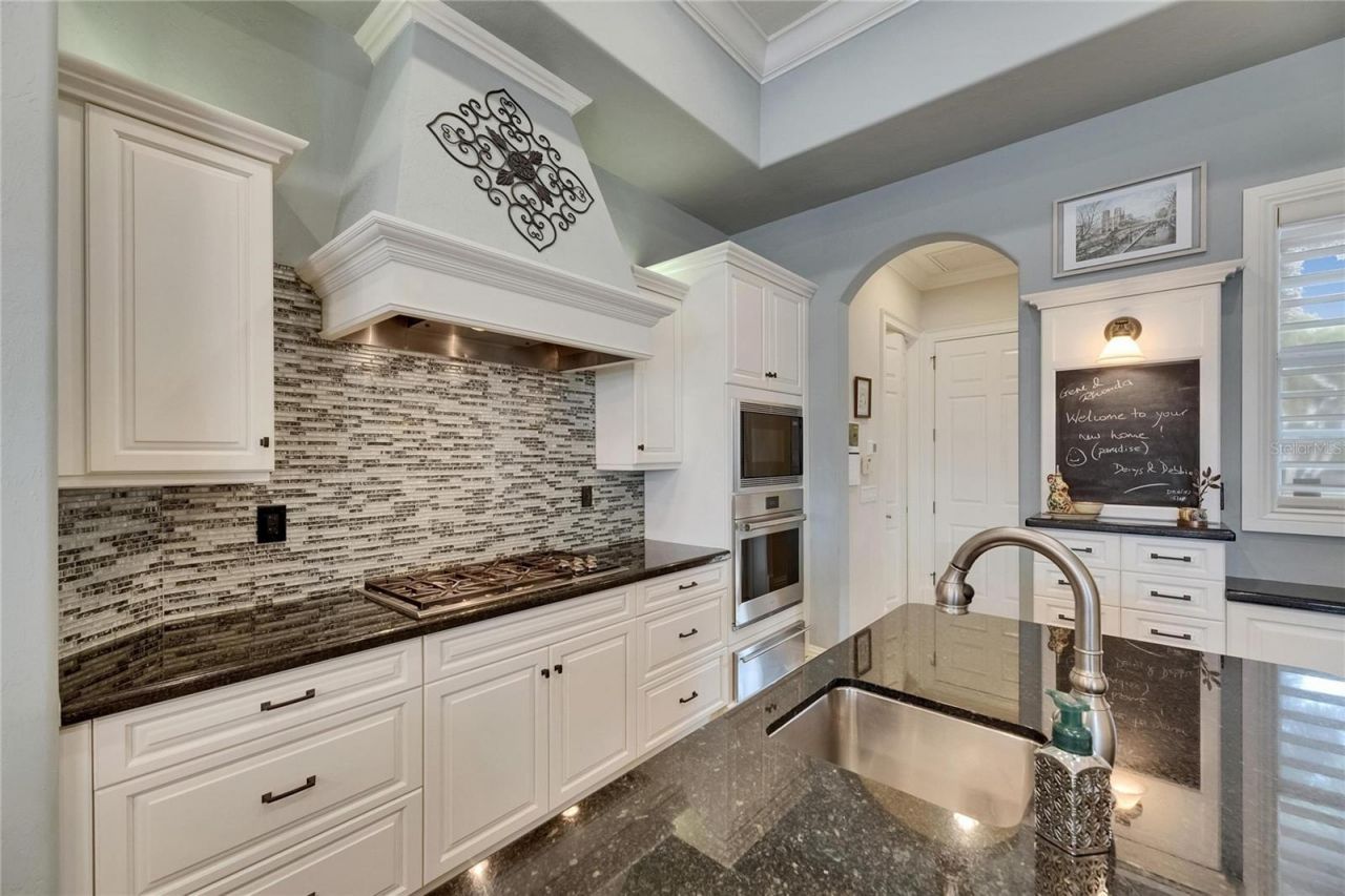 624 Balibay Road, Apollo Beach, FL 33572 Photo