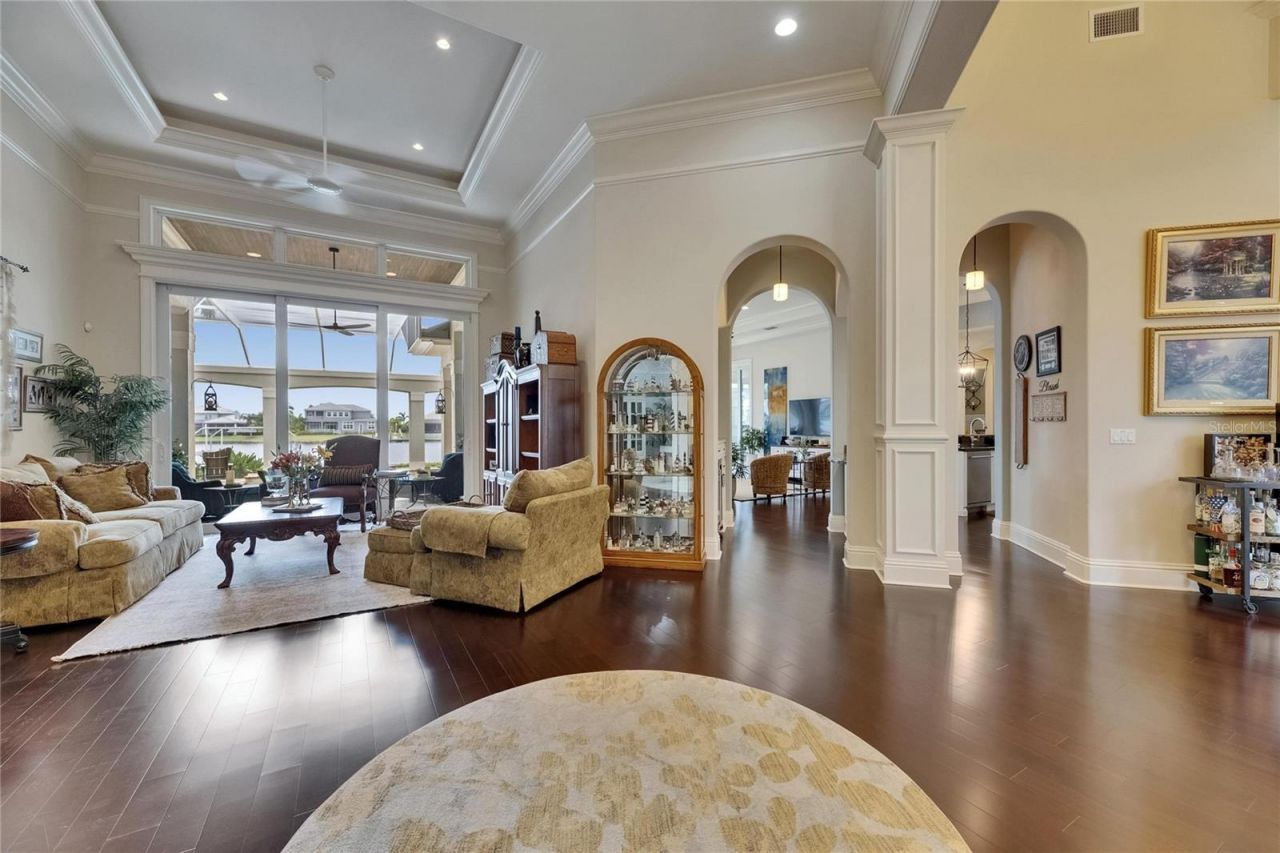 624 Balibay Road, Apollo Beach, FL 33572 Photo