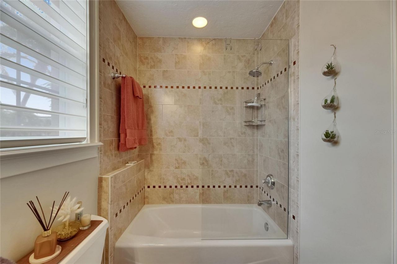 624 Balibay Road, Apollo Beach, FL 33572 Photo