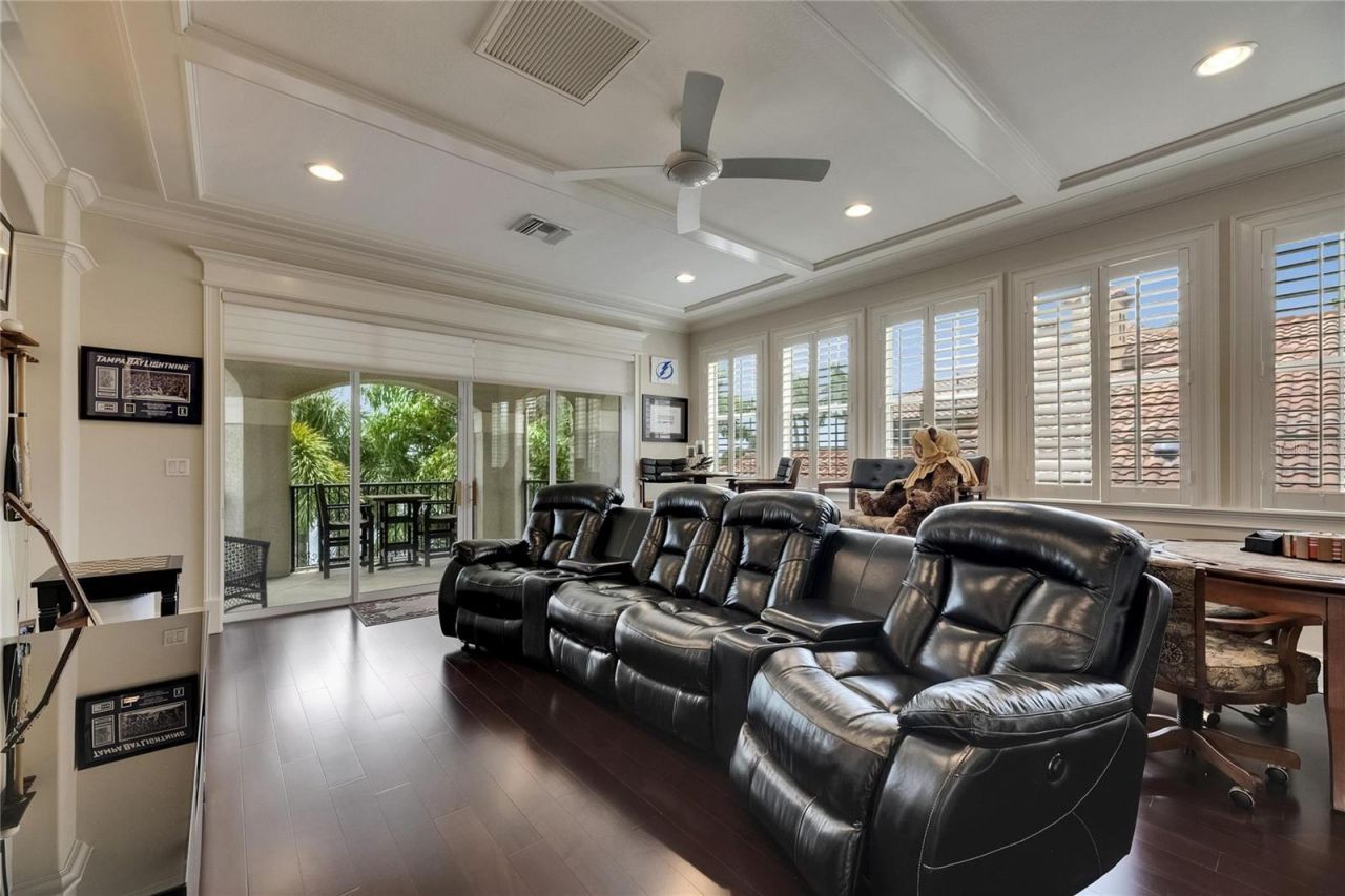 624 Balibay Road, Apollo Beach, FL 33572 Photo