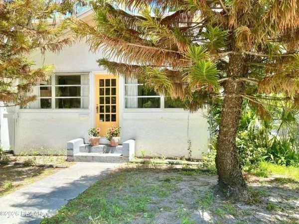 711 S PALMETTO AVENUE , DAYTONA BEACH, FL 32114