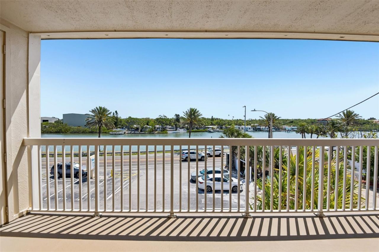 50 Gulf Boulevard, Unit 301, Indian Rocks Beach, FL 33785 Photo