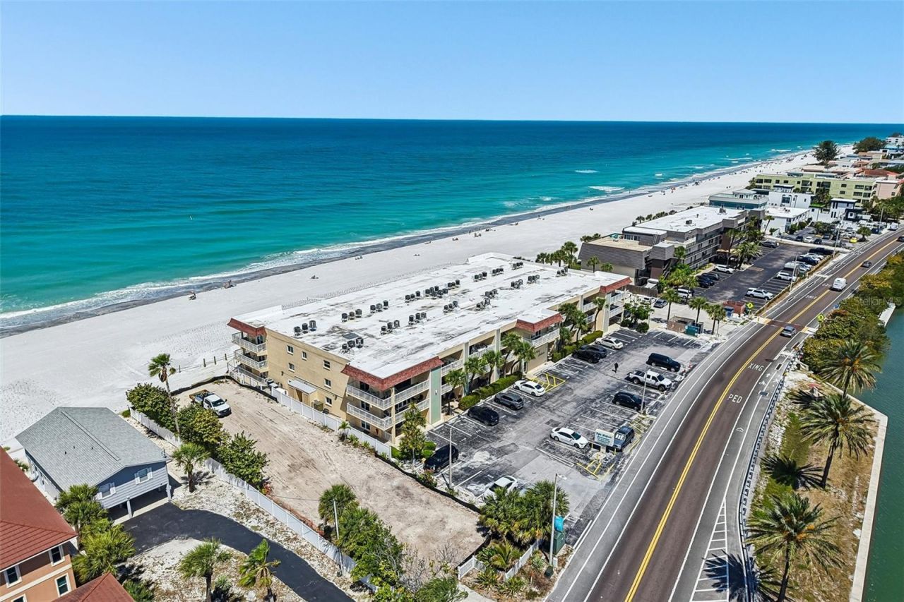 50 Gulf Boulevard, Unit 301, Indian Rocks Beach, FL 33785 Photo