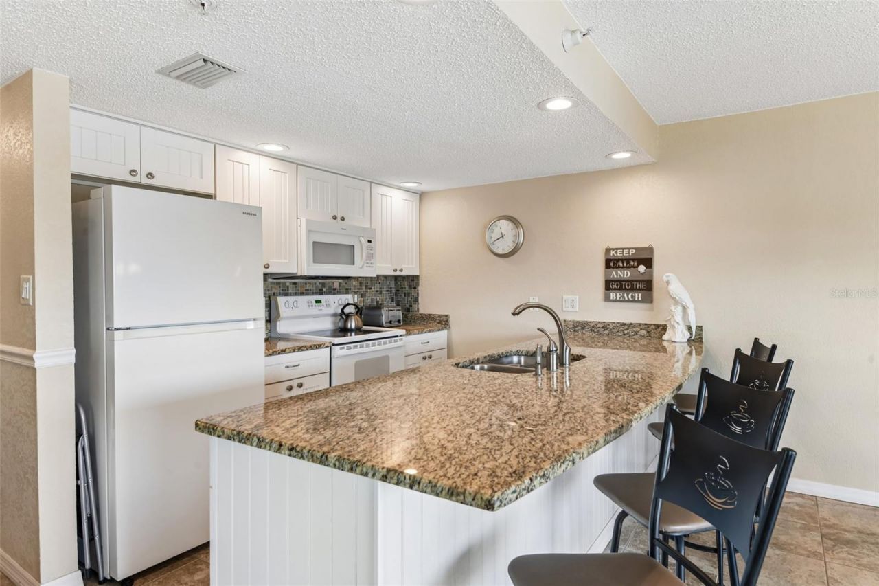 50 Gulf Boulevard, Unit 301, Indian Rocks Beach, FL 33785 Photo