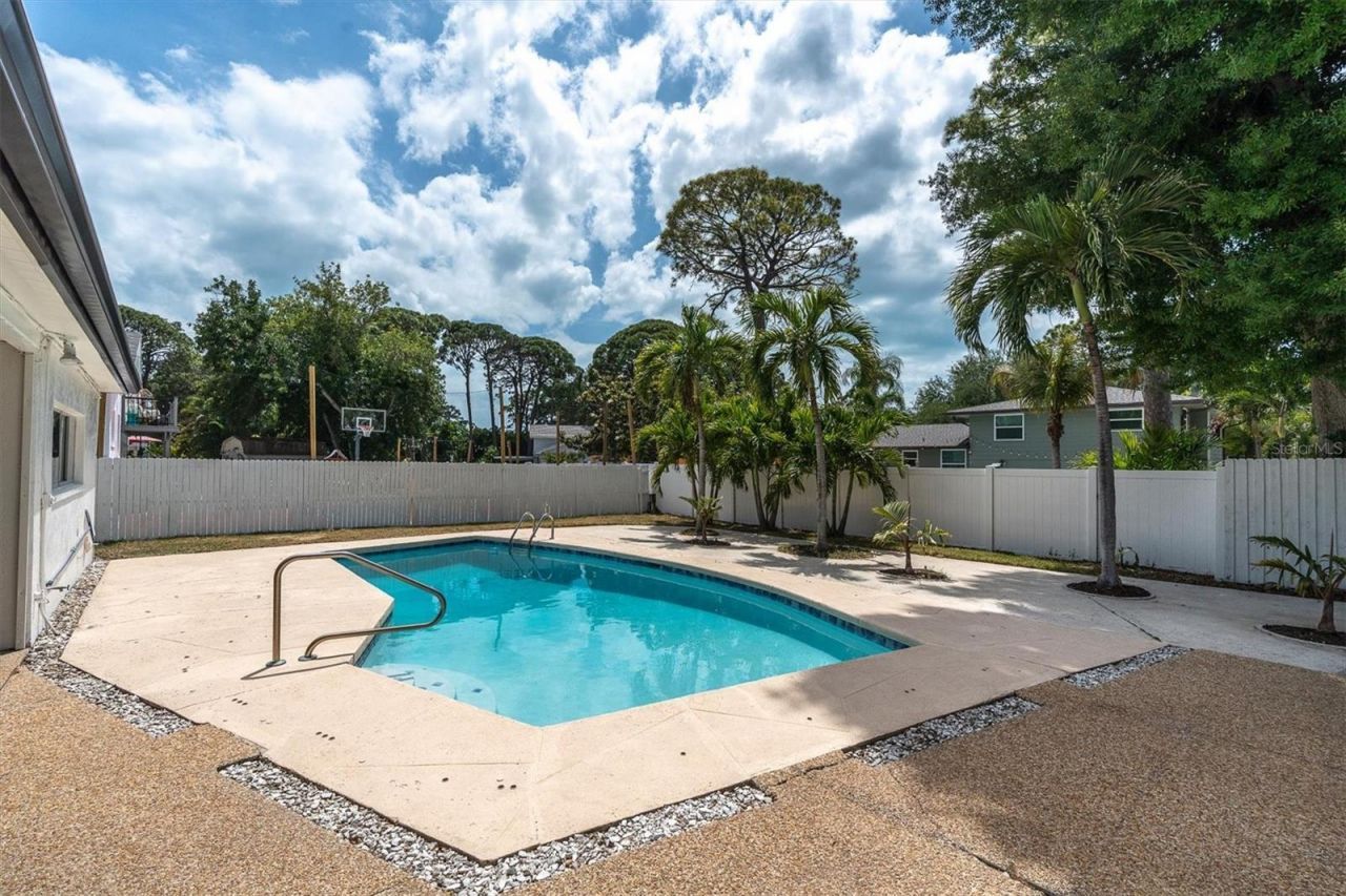 14254 84th Terrace, Seminole, FL 33776 Photo