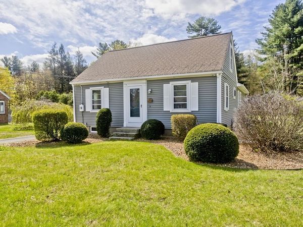 289 Holyoke Rd, Westfield, MA 01085