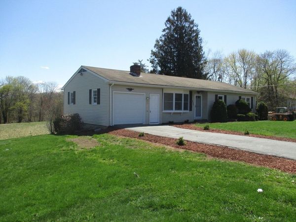 1067 Bark, Swansea, MA 02777