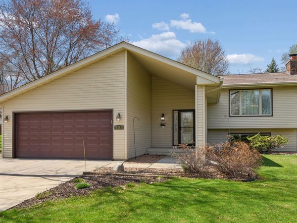 4341 Medary Avenue, Eagan, MN 55122