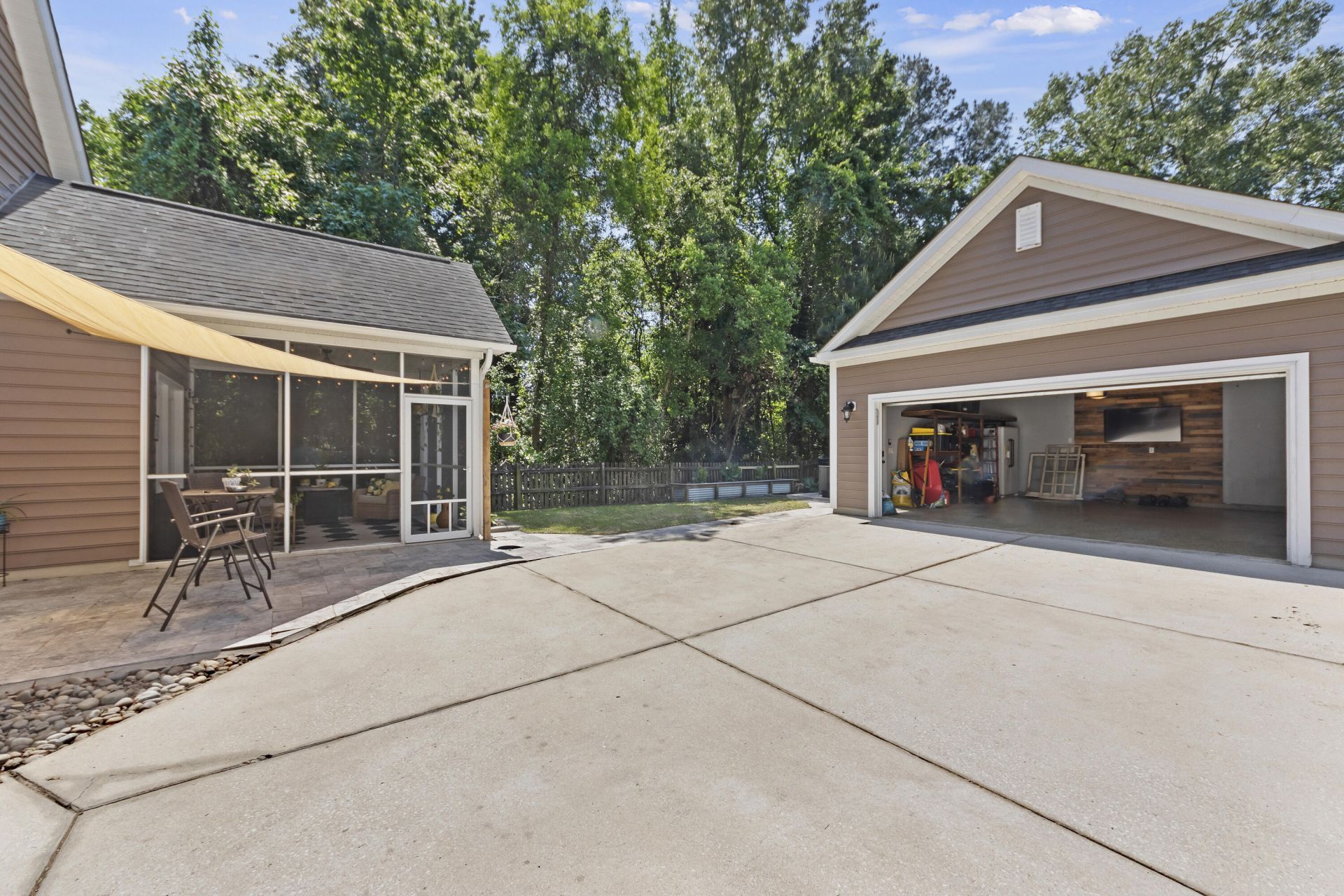 1439 Roustabout Way Photo 26