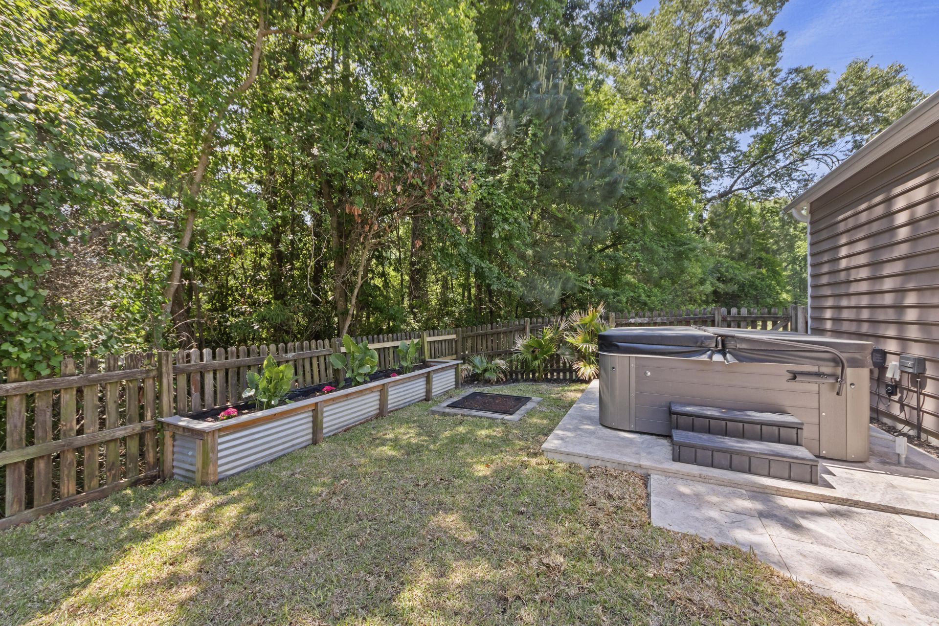 1439 Roustabout Way Photo 29