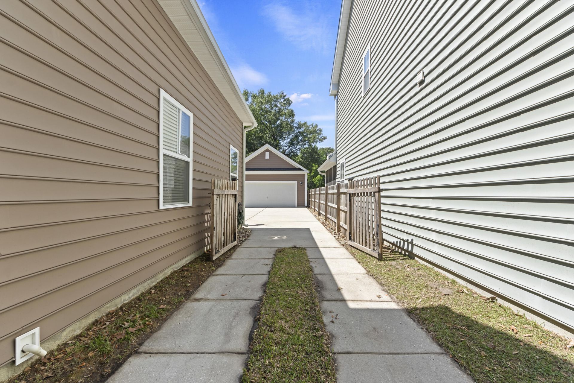 1439 Roustabout Way Photo 44