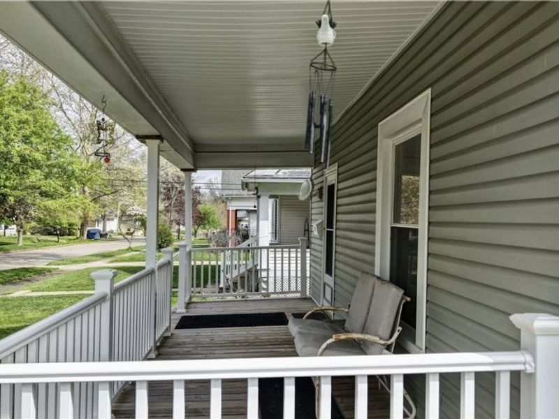 418 Jackson Avenue NE, Brewster, OH 44613 Photo 5