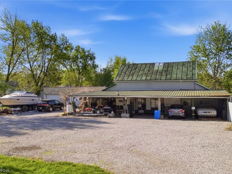 1301 Harding Way E, Galion, OH 44833 Photo 3