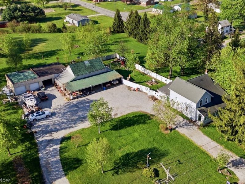 1301 Harding Way E, Galion, OH 44833 Photo 4