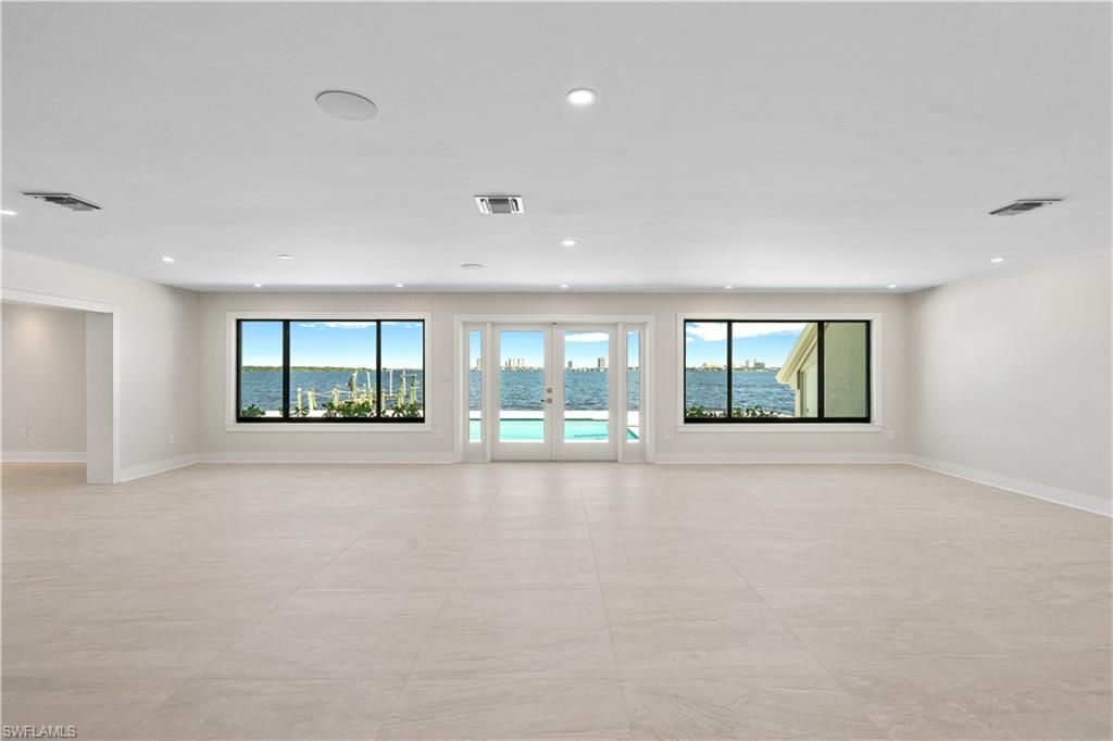752 Overiver Dr, North Fort Myers, FL 33903 Photo