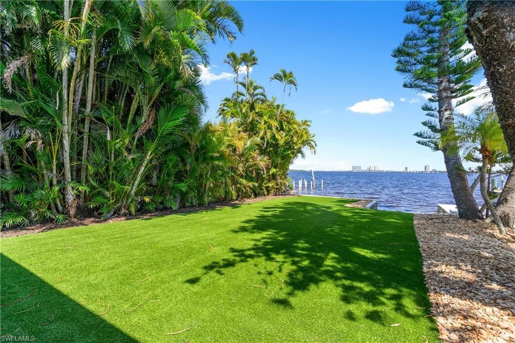752 Overiver Dr, North Fort Myers, FL 33903 Photo