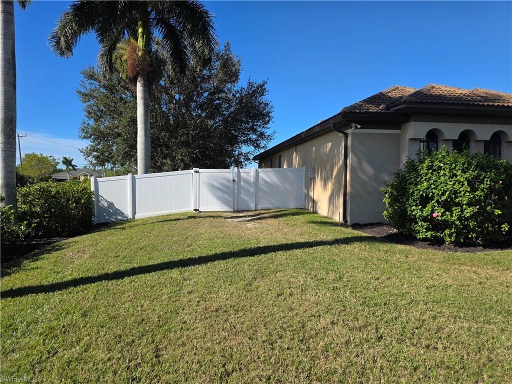 2406 Kismet Lakes Ln , Cape Coral, FL 33993 Photo