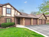 1700 Lakecliffe Drive, Wheaton, IL 60189 primary photo