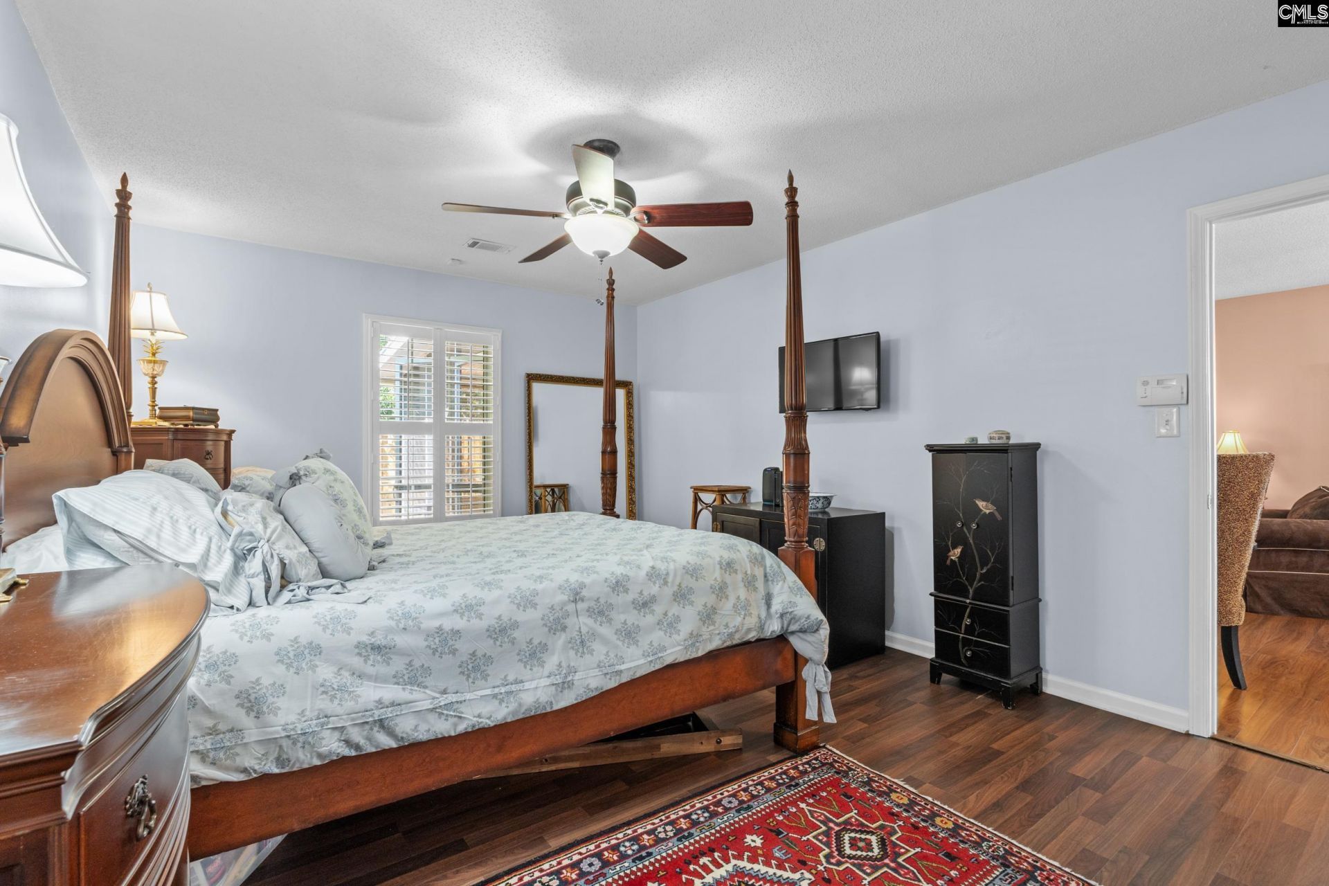 130 Thorn Tree Lane Photo 14