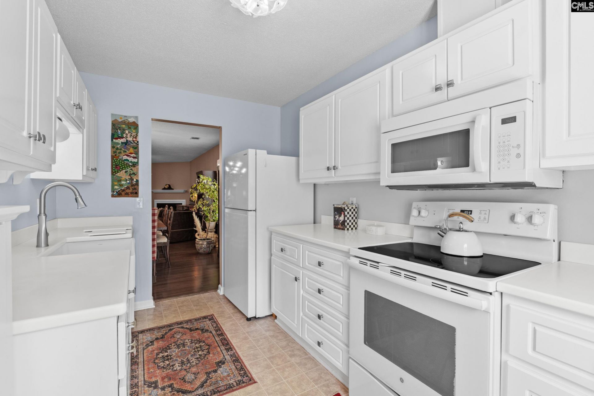 130 Thorn Tree Lane Photo 6