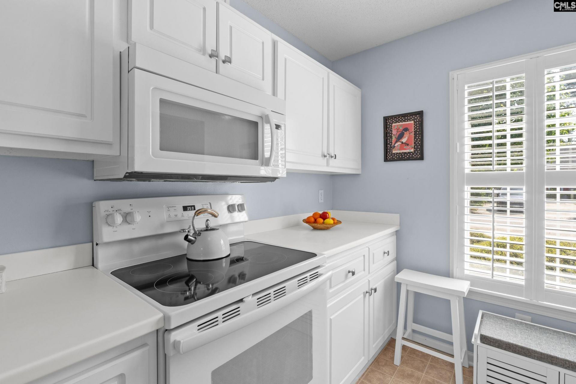 130 Thorn Tree Lane Photo 8